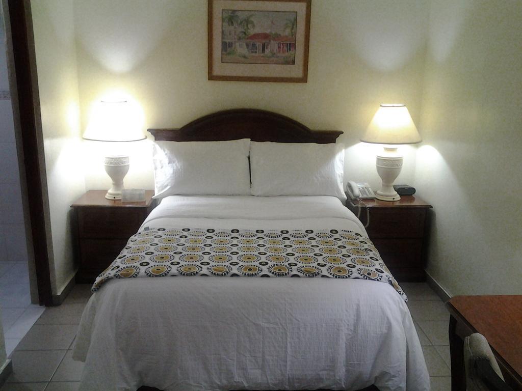 Micro Hotel Condo Suites Santo Domingo Szoba fotó